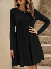 Женское трикотажное платье с свободной юбкой MI697 цвет черный, размер 42/44