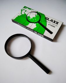 Лупа Glass 7818-75G стеклянная линза, широкая рамка
