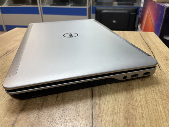Ноутбук Dell E6540 15.6  FHD core i5 4200M/8gb/500Gb HDD/Radeon HD 8790M | Зображення 5