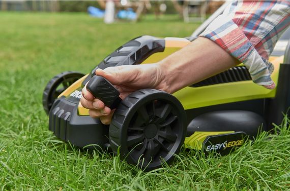 Газонокосарка Ryobi RLM13E33S 1300Вт EasyEdge | Зображення 2