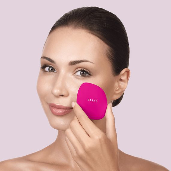 Щітка для обличчя GESKE Facial Brush 4в1 magenta | Зображення 3
