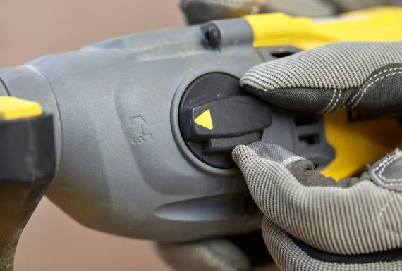 Перфоратор акумуляторний Stanley Fatmax без АКБ та ЗП SFMCH900B | Зображення 3