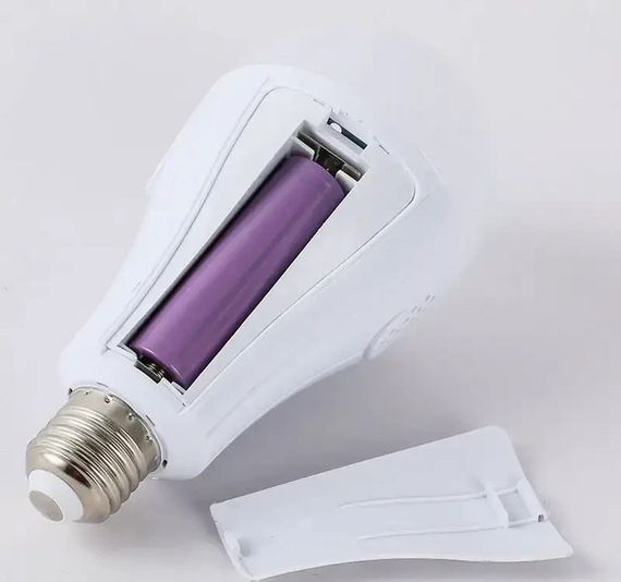 Лампочка с аккумулятором 2 x 18650 20w | Зображення 1