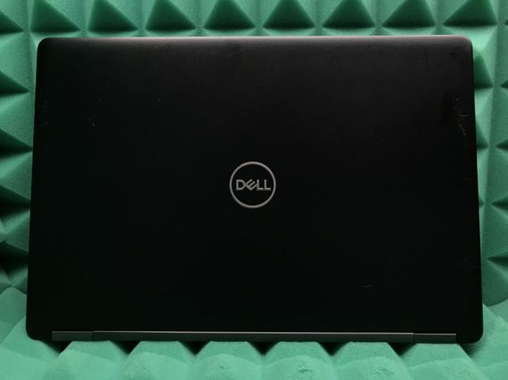 Ноутбук Б-клас Dell Latitude 5490 / 14" (1920x1080) IPS / Intel Core i5-7300U (2 (4) ядра по 2.6 - 3.5 GHz) / 4 GB DDR4 / 128 GB SSD / Intel HD Graphics 620 / WebCam / USB 3.1 / HDMI / Windows 10 б/в | Зображення 4