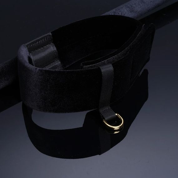 Розпірка для зап'ясток або щиколоток з нашийником і затискачами на соски з дзвіночками UPKO, чорна | Зображення 5