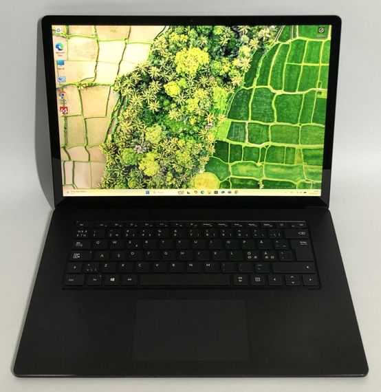Ультрабук Б-клас Microsoft Surface Laptop 3 1872 / 15" (2496x1664) IPS Touch / Intel Core i7-1065G7 (4 (8) ядра по 1.3 - 3.9 GHz) / 16 GB DDR4 / 256 GB SSD NVMe / Intel Iris Plus Graphics / WebCam / Win 11 Pro б/в | Зображення 1
