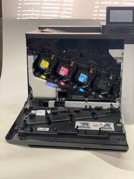 Принтер HP Color LaserJet Enterprise M651dn Лазерная цветная печать / 1200x1200 dpi / A4 / 42 стр/мин / Ethernet, USB 2.0 б/у | Зображення 2