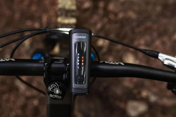 Комплект світлодіодних ліхтарів для велосипеда зі стоп-сигналом Osram LEDsBike Race 100 | Зображення 3