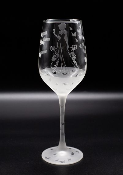 Подарочный бокал для вина 480 мл с гравировкой подарок подруге