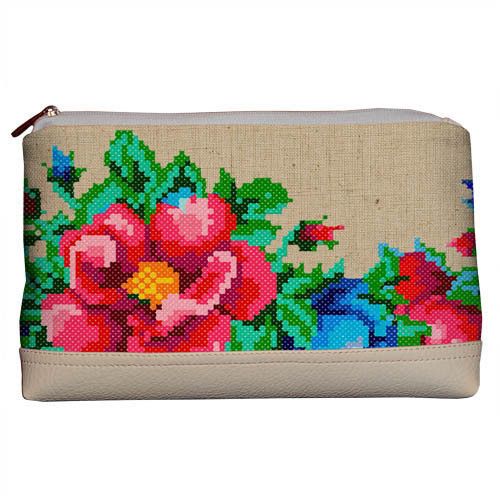 Косметичка дорожная женская Lovely Цветы для вышивки 26x15x8 см