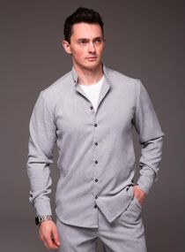 Мужская вельветовая рубашка с воротником стойка и длинным рукавом на пуговицах цвет серый, размер L  RA2334