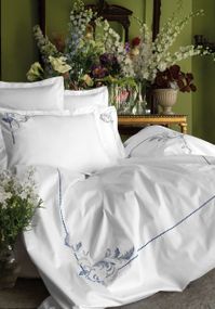 Комплект постільної білизни Issimo  Embroidered Satin 200х220 см Voyant Blue