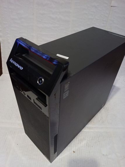ПК Lenovo ThinkCentre E73 Tower / Intel Core i5-4590 (4 ядра по 3.3 - 3.7 GHz) / 8 GB DDR3 / 500 GB HDD / Intel HD Graphics 4600 / DVD-RW б/в + Подарунок Флеш-накопичувач USB 64 GB | Зображення 3