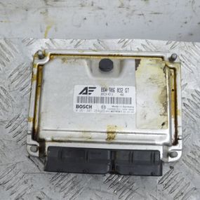 Блок управління двигуном 1.8 Volkswagen Sharan 2000-2004 Комп'ютер ЕБУ двигуна Фольксваген 06A906032GT