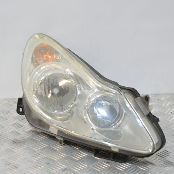 Фара права Opel Corsa D 2006-2014 хетчбек Фара передня права Опель Корса Д 13186382