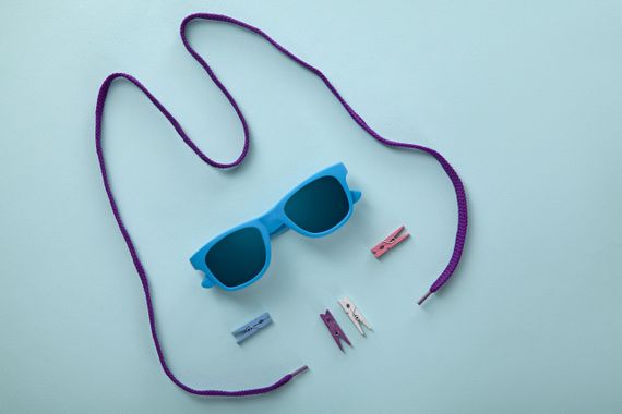 Детские солнцезащитные очки Koolsun неоново-голубые серии Wave (Размер: 3+) (KS-WANB003) | Зображення 5