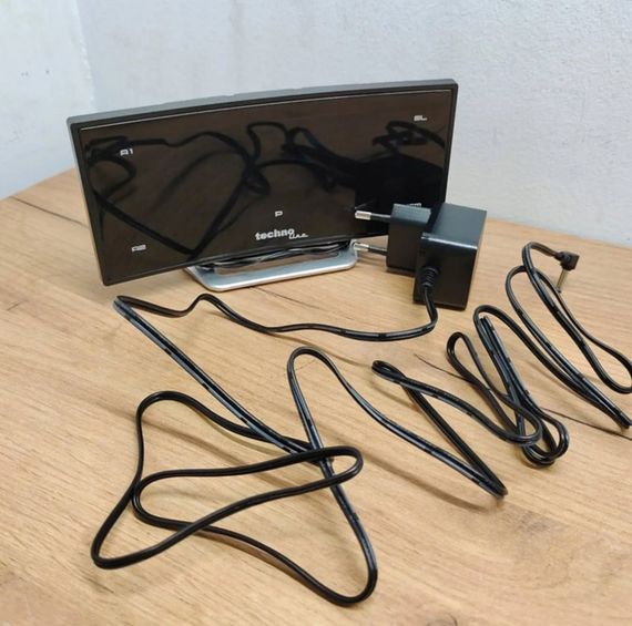 Годинник настільний з радіо Technoline WT460 Blue LED Black/Silver (WT460 blaue LED) | Зображення 3