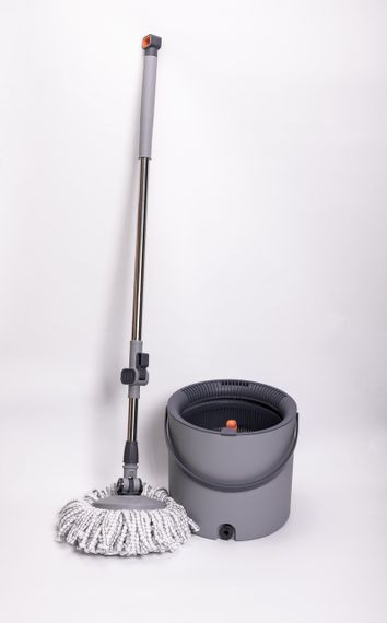 Набір для прибирання з круглою телескопічною шваброю з мікрофібри та відром із віджимом для підлоги HP-35015-22 | Зображення 2
