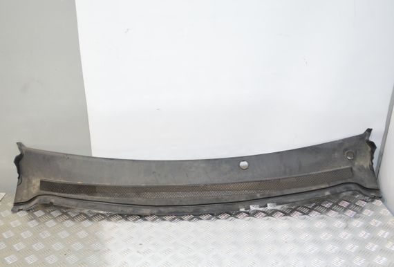 Пластик під лобове скло Ford Focus II 2008-2012 рестайлінг Жабо лобового вікна Форд Фокус 2 4M51A02216