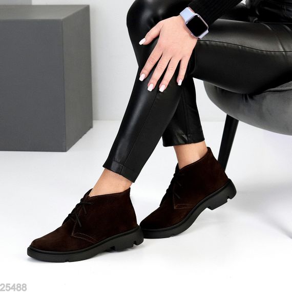 Модні практичні низькі черевики натуральна замша колір Шоколад | Зображення 1