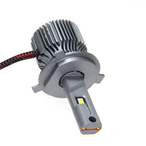Комплект світлодіодних ламп QLine Ultra +200% 55W H4 6000K (2шт) 24V | Зображення 1