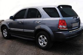Кромка багажника (нерж.) Carmos - Турецкая сталь для Kia Sorento 2002-2009 гг