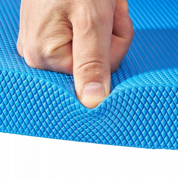 Балансувальна подушка 4FIZJO Balance Pad 49 x 38.5 x 5.8 см Sky Blue (P-5907739318664) | Зображення 4