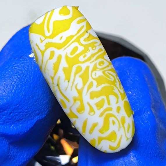 Лак-фарба Designer №15 (Жовта) Stamping Paint 9 мл | Зображення 1