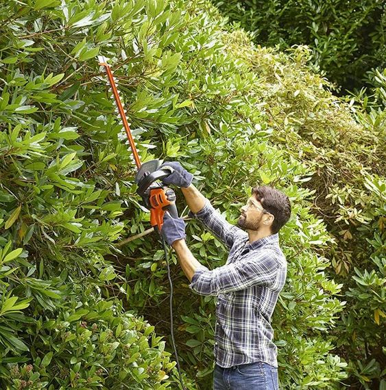 Кущоріз електричний Black&Decker BEHTS501 | Зображення 3