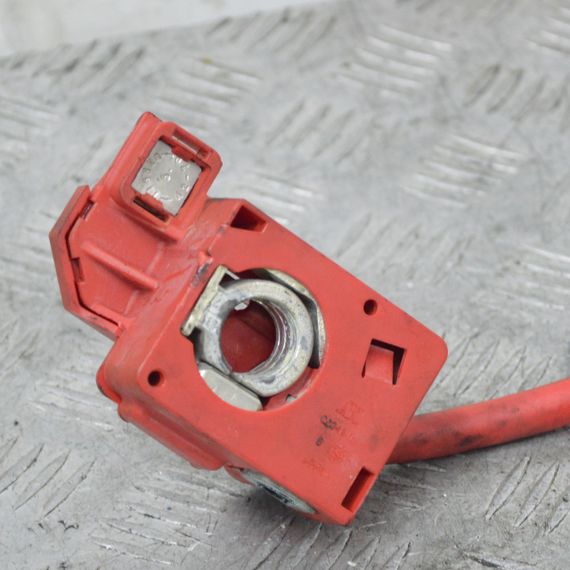 Клема акумулятора плюсова BMW E87 E90 2004-2013 Клема акб плюс БМВ е87 е90 6988974 61136982227 | Зображення 1