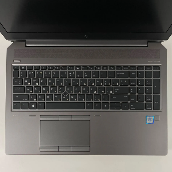 Мобильная рабочая станция HP zBook 15 G5 / 15.6" (1920x1080) IPS / Intel Xeon E-2176M (6 (12) ядер по 2.7 - 4.4 GHz) / 16 GB DDR4 / 512 GB SSD / nVidia Quadro P2000, 4 GB GDDR5, 128-bit / TouchID / WebCam б/у + Подарок Беспроводная мышь / USB | Зображення 2