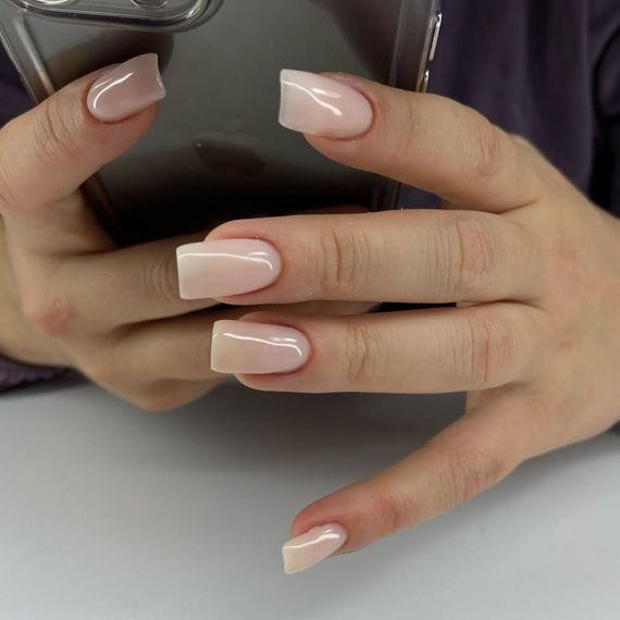 Гель для наращивания ногтей D.I.S Nails HARD Strike Pink 28мл | Зображення 2