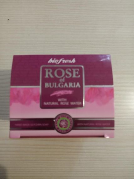 Гліцеринове мило (топка) Болгарія BioFresh Rose Of Bulgaria в подарунковій упаковці 50 г | Зображення 3