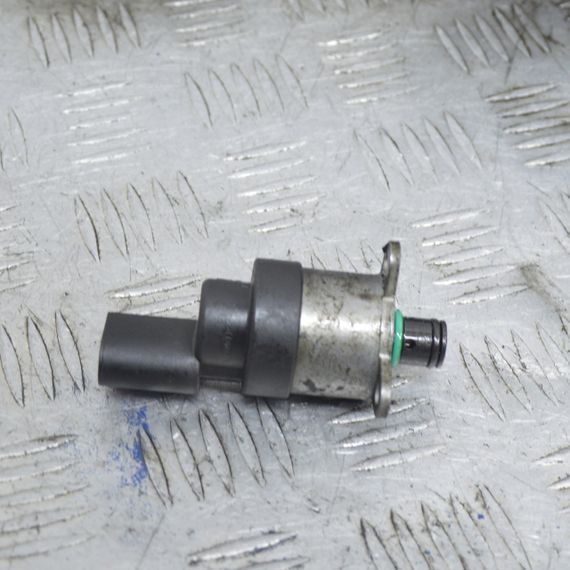 Редукційний клапан Mercedes 2.0 CDI A-Class W169 B-Class W245 регулятор тиску палива Мерседес 0928400609