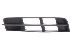 Решетка бампера переднего Audi Q7 06-15 R  88071185902