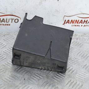 Кришка блока запобіжників 1.5 DCI Renault Kangoo II 2008-2013 Кришка блока реле Рено Кангу 8200356348