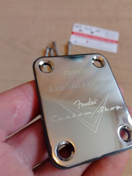 Кріплення для грифа некплейт limited електрогітари Custom Shop Fender Stratocaster Telecaster Jazz Bass | Зображення 3