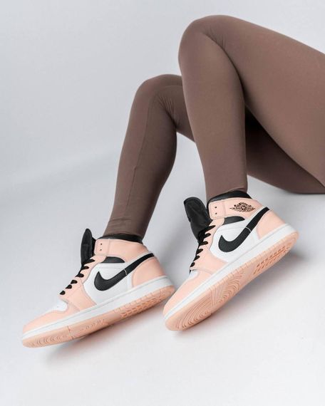 Жіночі кросівки N-ik-e Air Jordan 1 Retro HD Black White Peach , В'єтнам , весна / літо / осінь 37 | Зображення 1