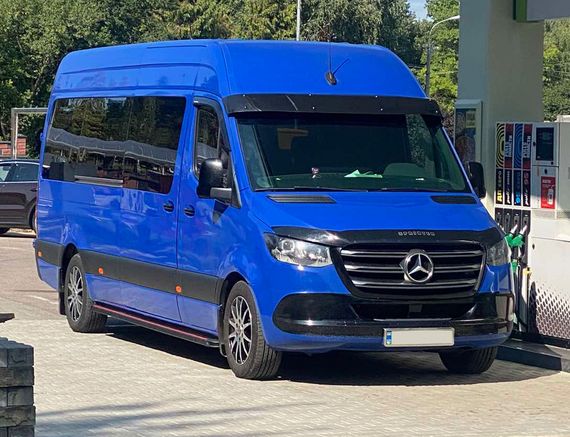 Боковые пороги Maya Red (2 шт., алюминий) Средняя база для Mercedes Sprinter 2018-2024 гг | Зображення 1