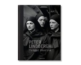 Книга для фотографов работы Питера Линдберга Peter Lindbergh "Untold Stories" книги о портретной фотографии