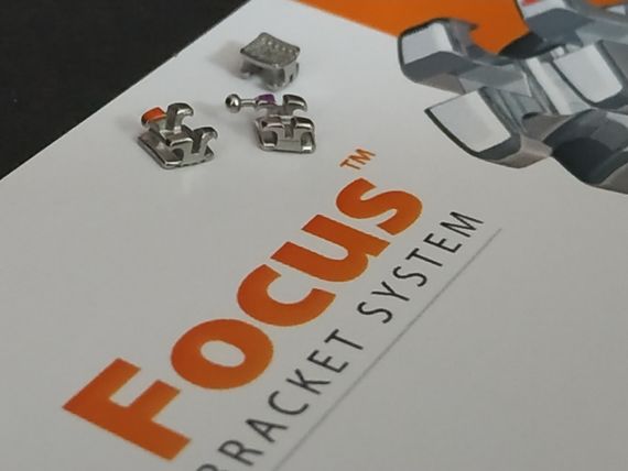Металлические брекеты FOCUS Roth .022" w/h 345, (верхняя челюсть: 10 шт.)