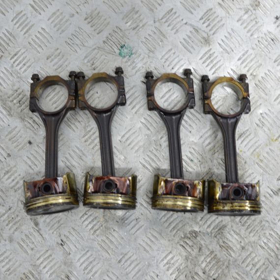 Шатун 1.4 Volkswagen Golf IV Caddy Polo 1997-2005 Шатун Фольксваген Гольф 4 Кадді Поло 032F