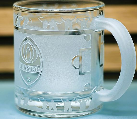 Скляна чашка 320 мл ФК Шахтар Донецьк  з гравіюванням подарунок для фаната ФК  футбольна кружка кругова | Зображення 5