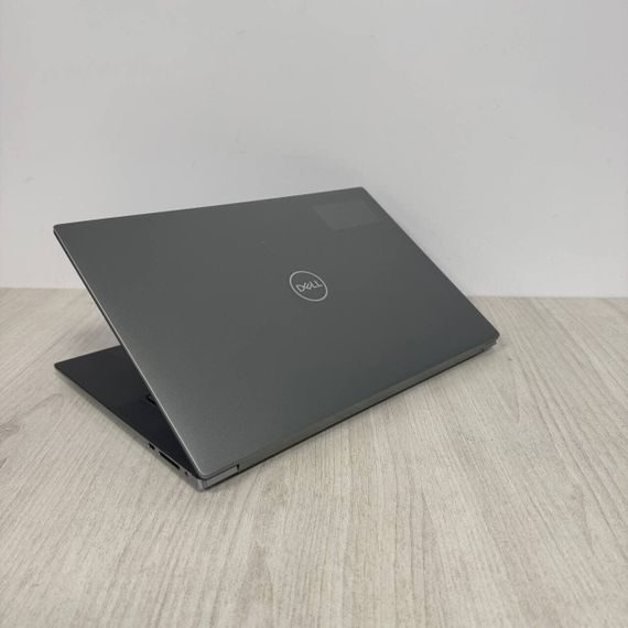 Мобильная рабочая станция Б-класс Dell Precision 7760 / 15.6" (3840x2160) IPS Touch / Intel Core i7-11850H (8 (16) ядер по 2.5 - 4.8 GHz) / 16 GB DDR4 / 512 GB SSD / nVidia Quadro T1200, 4 GB GDDR6, 128-bit / WebCam б/у | Зображення 5