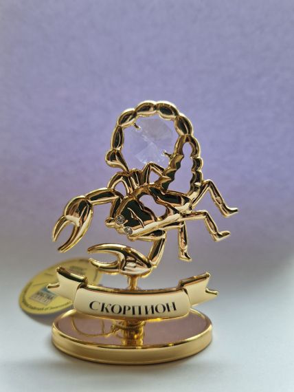 Фігурка Скорпіон золотий 8 см зі стразами | Зображення 1