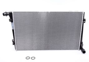 Радіатор охолодження VW Caddy 1.9TDI 55 77kW 04-10 403x648,5x33  CR 1203 000S