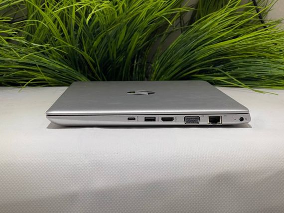 Ультрабук HP ProBook 440 G5 / 14" (1920x1080) IPS / Intel Core i3-8130U (2 (4) ядра по 2.2 - 3.4 GHz) / 8 GB DDR4 / 120 GB SSD / Intel HD Graphics 620 / WebCam б/у | Зображення 3
