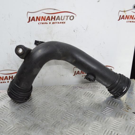 Патрубок інтеркулера 1.9 TDI Volkswagen Golf 2005-2014 Трубка інтеркулера Фольксваген Гольф 1K0145770D | Зображення 1