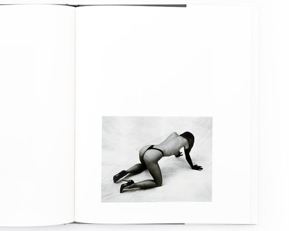 Книги знаменитых фотографов Боб Карлос Кларк Bob Carlos Clarke " The Dark Summer " Б/У книги по фотографии | Зображення 3