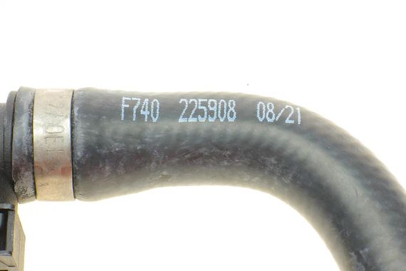 Патрубок радиатора верхний BMW 5 E39 7 E38 3.5i 4.4i 96-03 в сборе с трубкой  225908 | Зображення 1